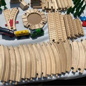 Thomas & Friends Wooden Train Set- 128 pieces